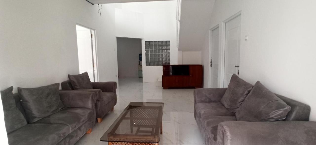 Villa Jk House Bandung Esterno foto